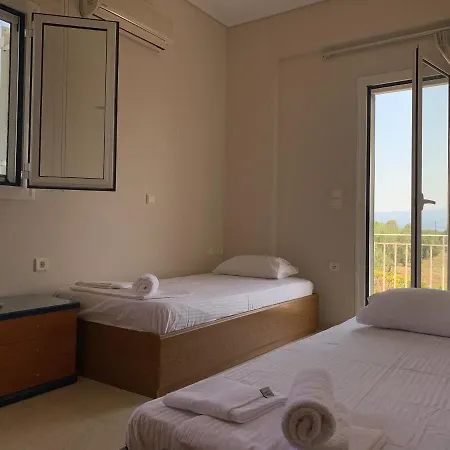 Emerald House * Erétria