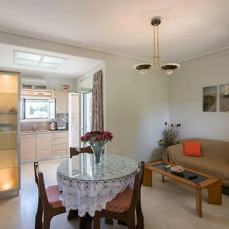 Emerald House Casa de Férias Erétria